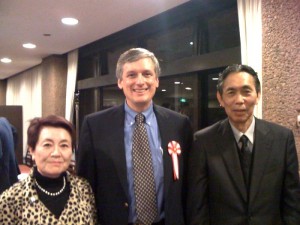 GITA2a (L to R) Former U.N. interpetor Fumiko Oyama, SharedGeo Executive Director Steve Swazee, and GITA-Japan President, PhD Sakura Shinoaki